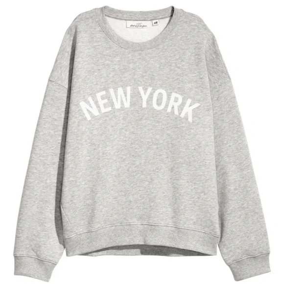 👽3/$30 SALE👽 H&M LOGG New York Printed Crewneck Sweatshirt Size Medium - Picture 1 of 7